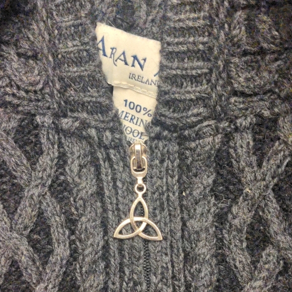 Aran Mór Ireland Hooded Merino Wool Cardigan Sweater Zip Celtic Knit Medium - Picture 8 of 9